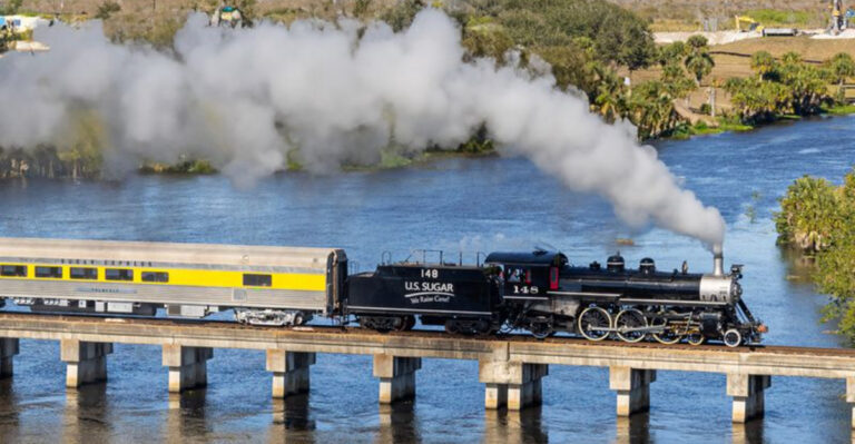 10 Fairytale-Like Train Adventures You Can Take in Florida