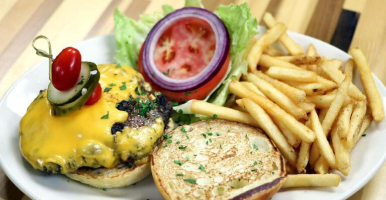 10 Hidden Restaurants in St. Petersburg Worth the Detour