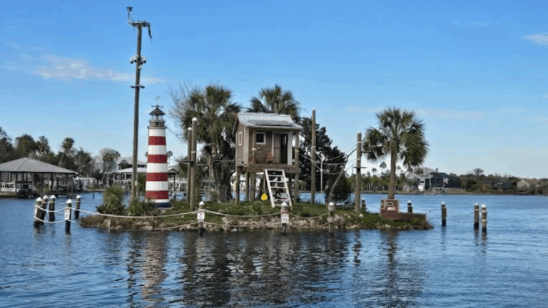 12 Weird Florida Spots You Won't Believe Actually Exist