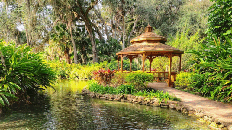 14 Florida Nature Escapes So Beautiful, They're Made for Romantic Couples
