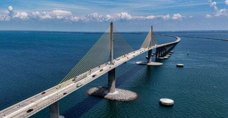 7 Florida Bridges With Views So Beautiful Drivers Pull Over Just to Take Photos
