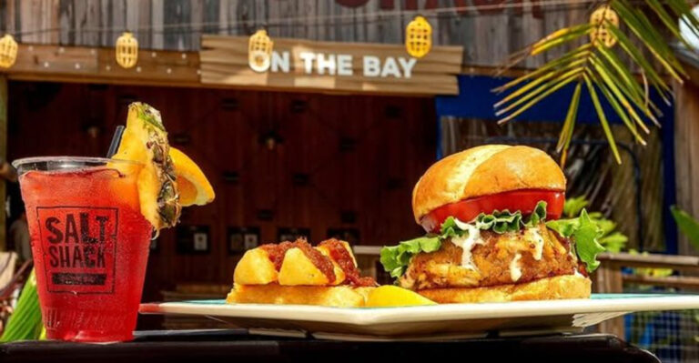 8 Hidden Florida Spots Serving the Best Crab Cakes You’ll Ever Taste