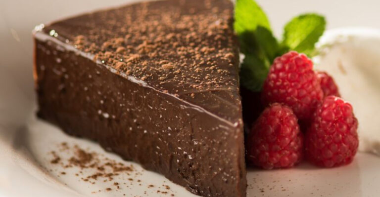 9 Florida Restaurants Where the Dessert Menu Steals the Show