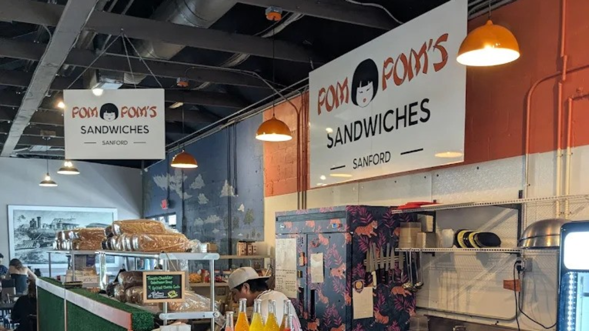 This Florida Spot Serves a Thanksgiving Sandwich That Puts the Whole Meal to Shame