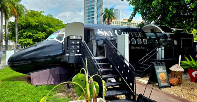 Florida’s Most Beautifully Bizarre Cafés and Restaurants