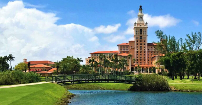 The Best of Miami: 12 Iconic Places to Eat, Sleep & Explore