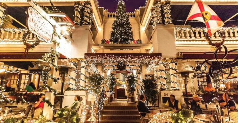 Where to See Christmas Lights in Florida This Holiday Season