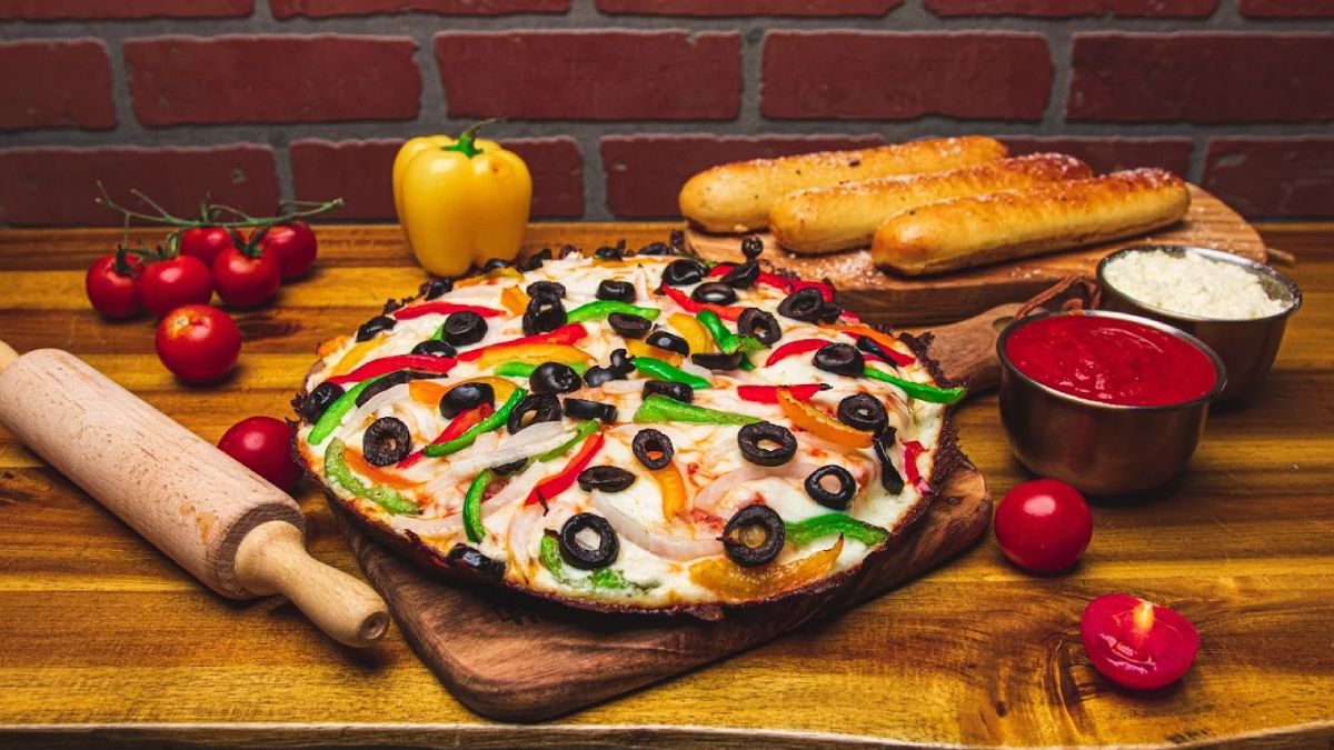 10 Spots in Florida Serving the Real Deal Cuban Pizza