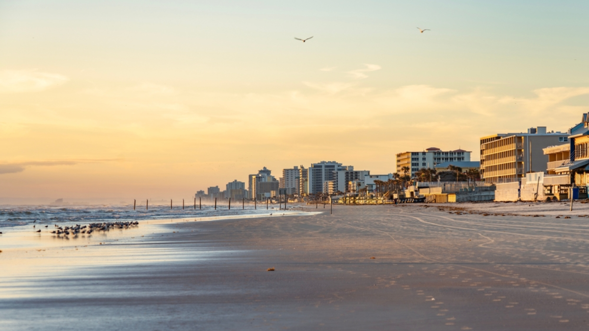 Dawn over Las Olas - Fort Lauderdale Sunrise, image size:1200x676