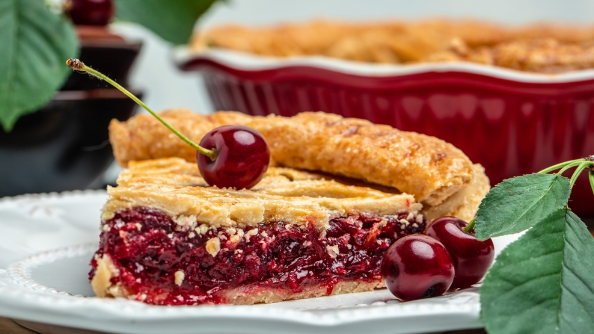 8 Florida Diners with Neon Signs and Legendary Pies