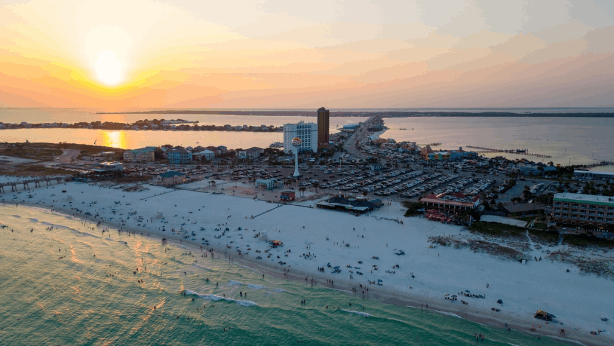 9 Florida Beaches With the Best Sand for Epic Sandcastles