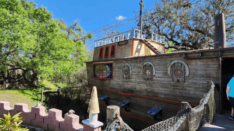 Florida's Most Beautifully Bizarre Restaurants You Have to See to Believe