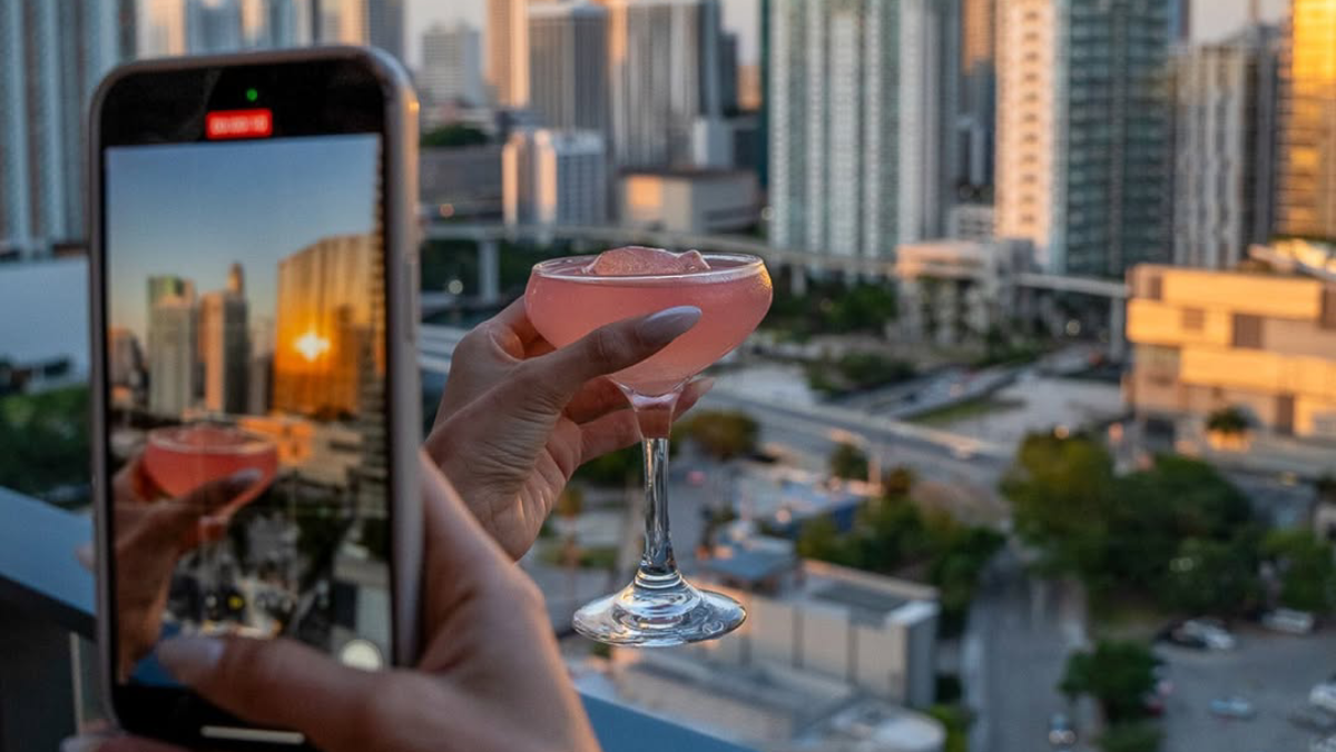 The Best Bars in Florida for Cocktails, Views, and Late Nights