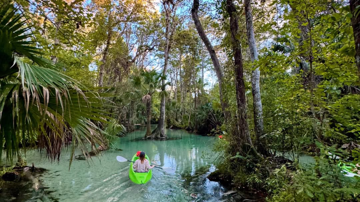This Hidden Kayak Route Feels Like a Tropical Paradise Without a Passport