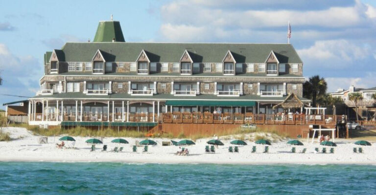 This Adults-Only Florida Resort Is the Ultimate Escape From Noise