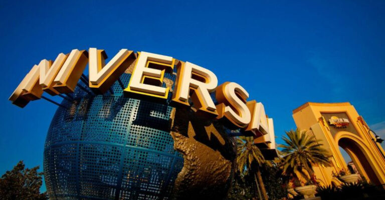 Your Guide to the 6 Most Festive Things at Universal Orlando This Season