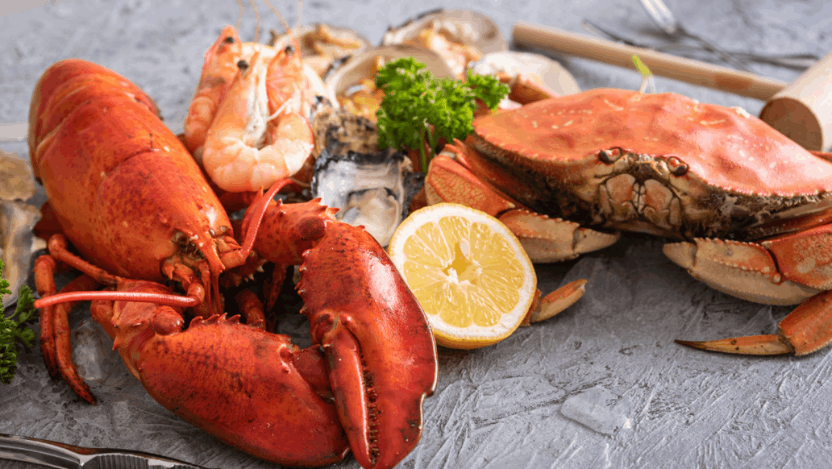 10 Florida Seafood Shacks That Look Sketchy but Taste Incredible