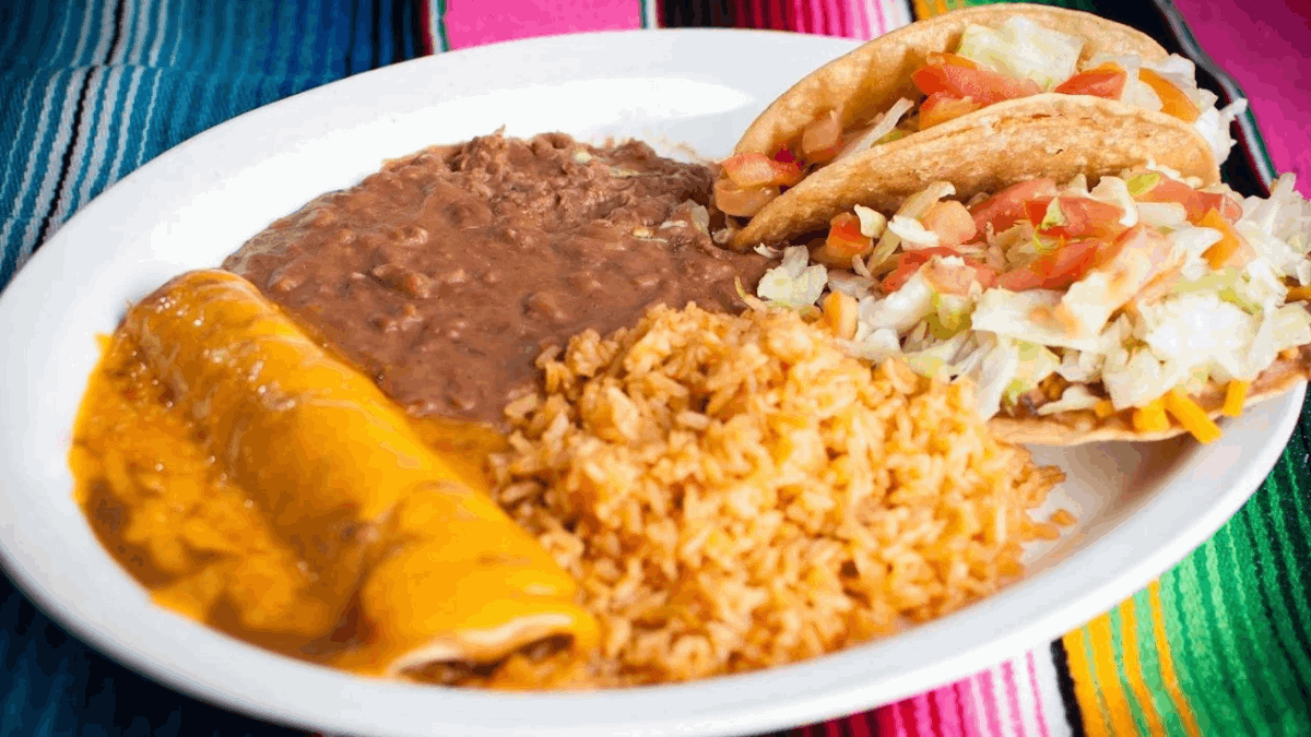 9 Food Spots in Immokalee, Florida That Don't Look Fancy but Taste Incredible