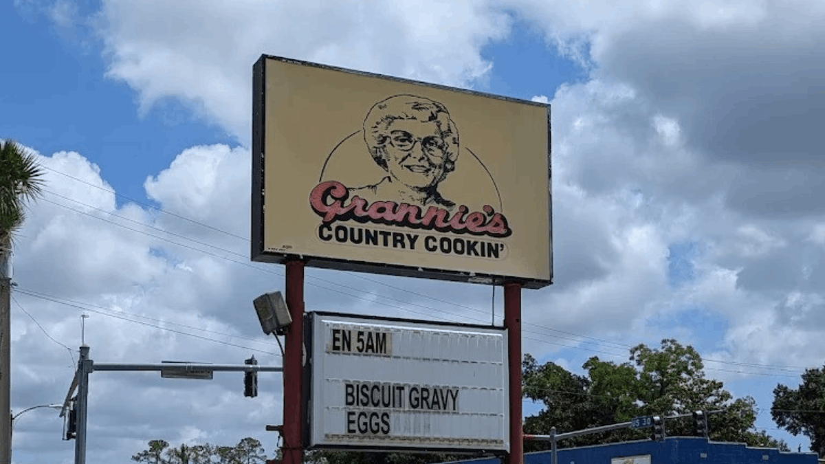 The Best Southern Comfort Food in Starke, According to Locals