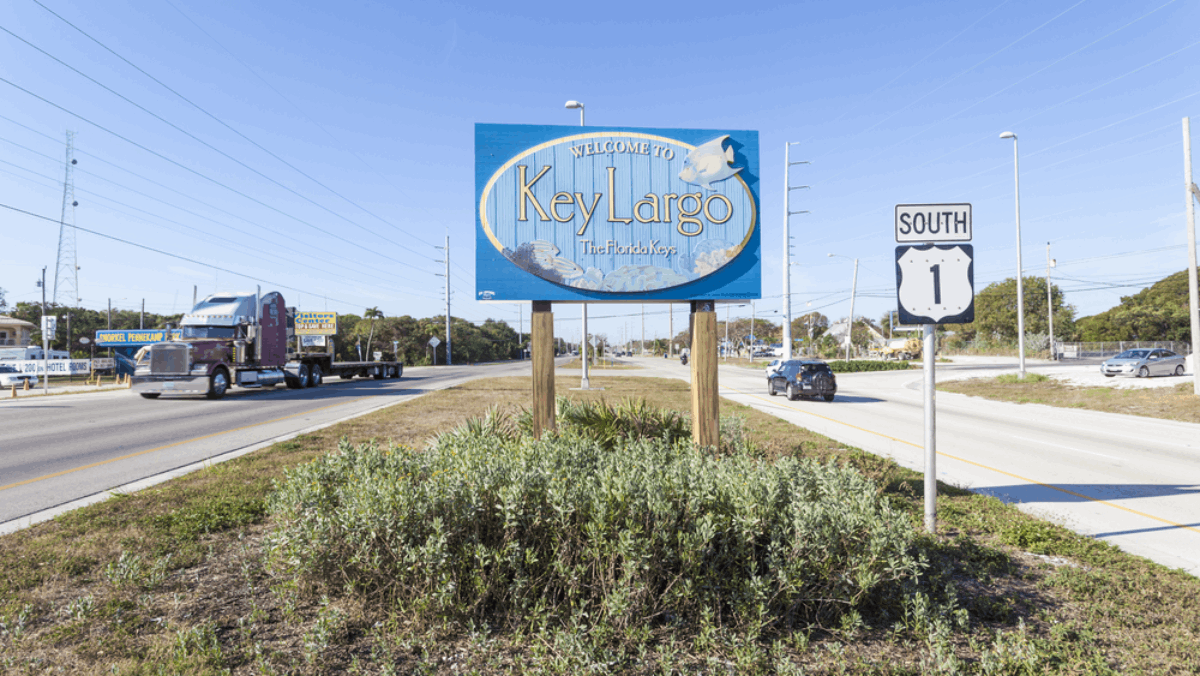 These Are the 9 Restaurants Everyone Eats at in Key Largo