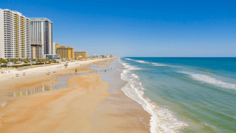 These Are the 7 Longest Beaches in Florida—and They're Seriously Stunning