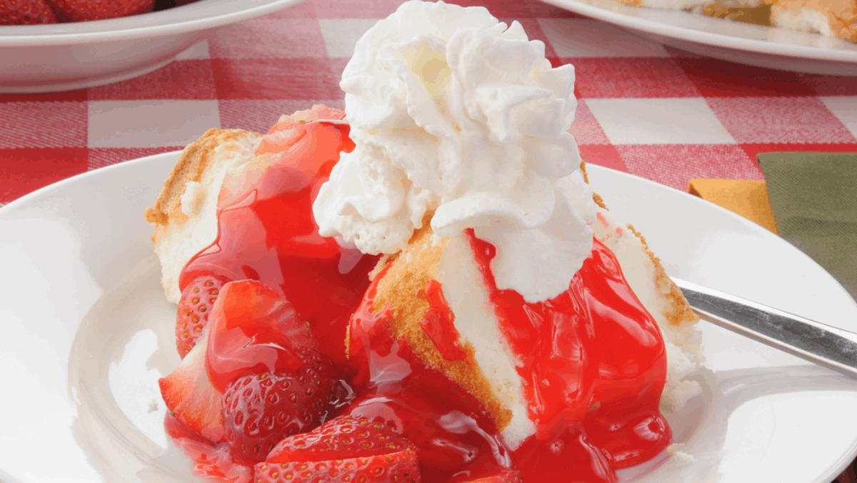 These Are the Best Places for Strawberry Shortcake in Plant City