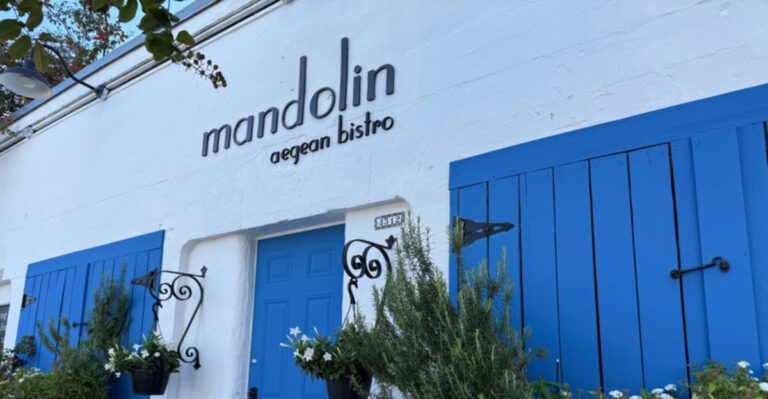 This Florida Restaurant Is Built for Outdoor Dining Year-Round