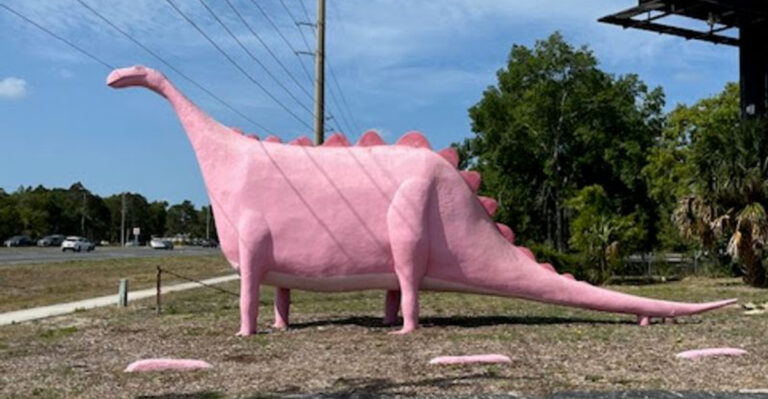 This Florida Roadside Attraction Has Been Weirding Out Visitors for Years