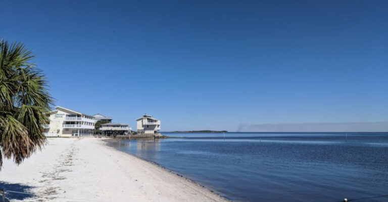 This Florida Town Feels Like a Secret Coastal Escape for Retirees