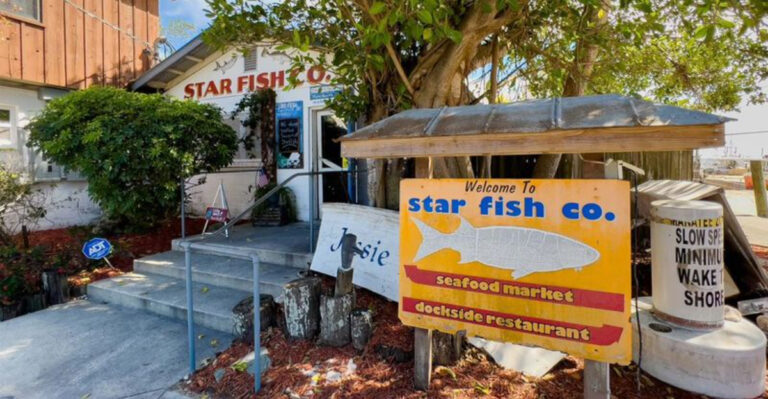 Florida Has a Hidden, Homey Restaurant Where the Fried Shrimp Steals the Show