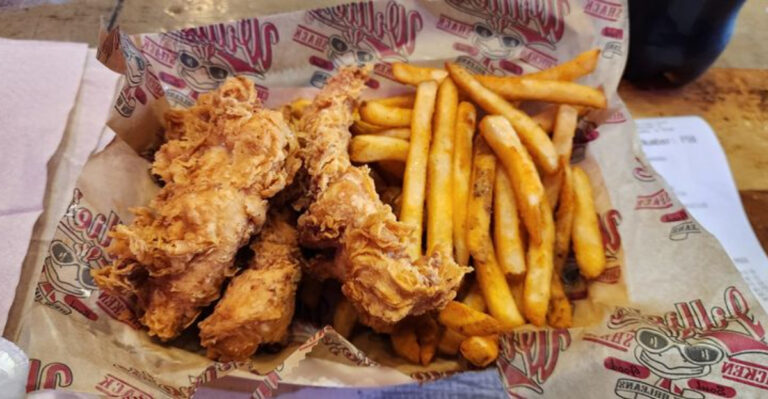 The NOLA Fried Chicken Spot Everyone Loves Is Finally Coming to Florida—Here’s What You Need to Know