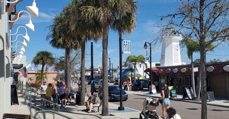 The Small Florida Town That’s Quietly Serving Some of the Best Greek Food