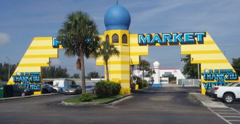 This Florida Flea Market Covers 55 Acres With 700+ Vendors Under One Roof