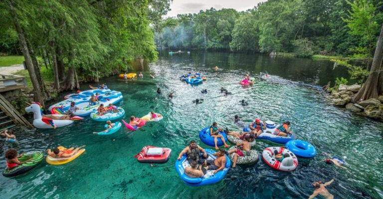 This Florida Lazy River Tubing Trip Is The Most Relaxing Escape You’ll Ever Take