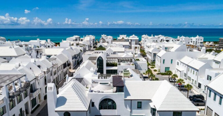 This Florida Seaside Community Is Basically Santorini Without the Crowds
