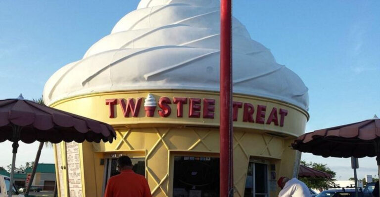 This Quirky Ice Cream Shack In Florida Will Take You Straight Back To Childhood Dreams