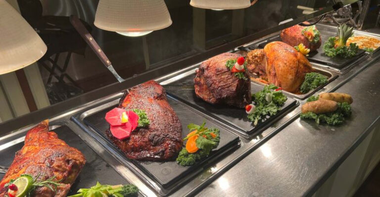 This Underrated Florida Restaurant Serves a Dinner Buffet That Feels Like Coming Home