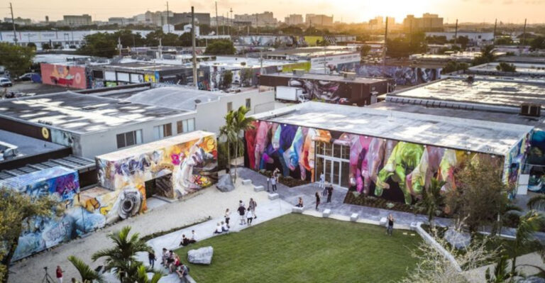 10 of Florida’s Most Colorful Places for an Instant Mood Boost