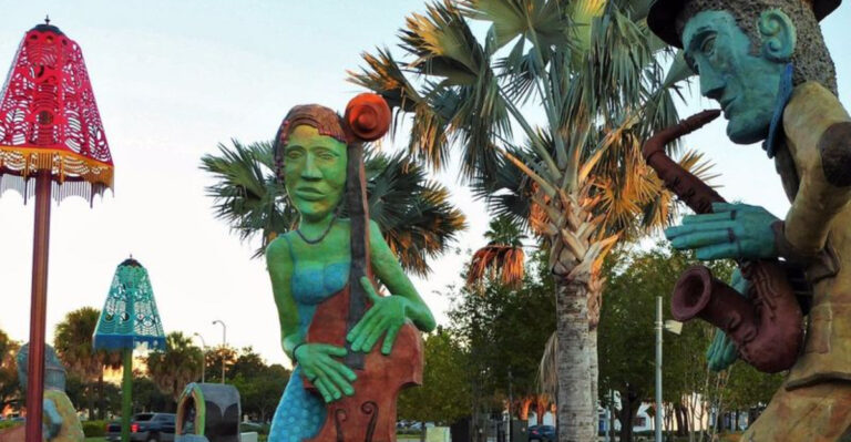 This 11-Acre Florida Park Is Filled With Oversized Whimsical Sculptures