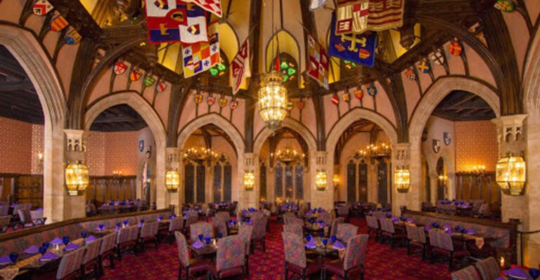 This Castle Restaurant in Florida Looks Like It Belongs in a Fairy Tale