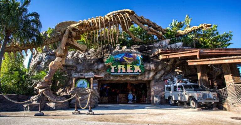 This Lake Buena Vista Spot Has Giant Animatronic Dinosaurs And Major Theme Park Energy