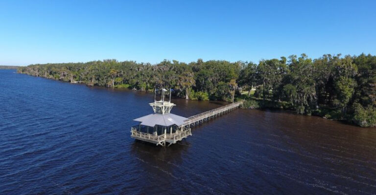 This Peaceful Riverfront Park in St. Johns, Florida Is the Quiet Escape You’ve Been Needing