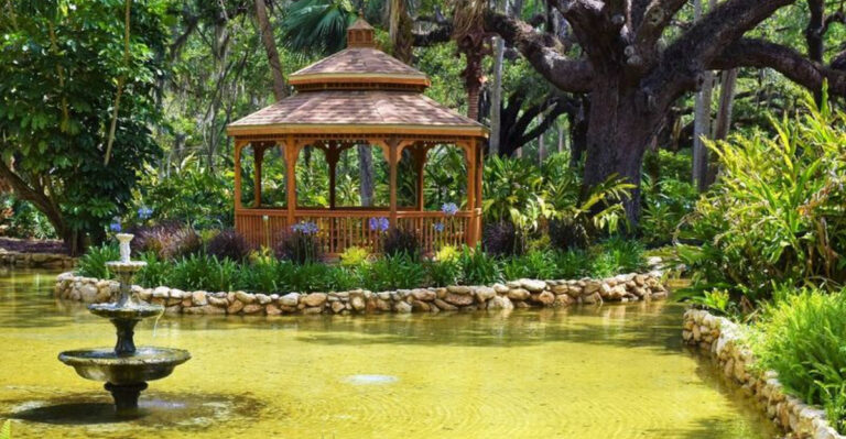 This Scenic Florida Park Has Some of the Most Beautiful Gardens and Coastal Views in the State