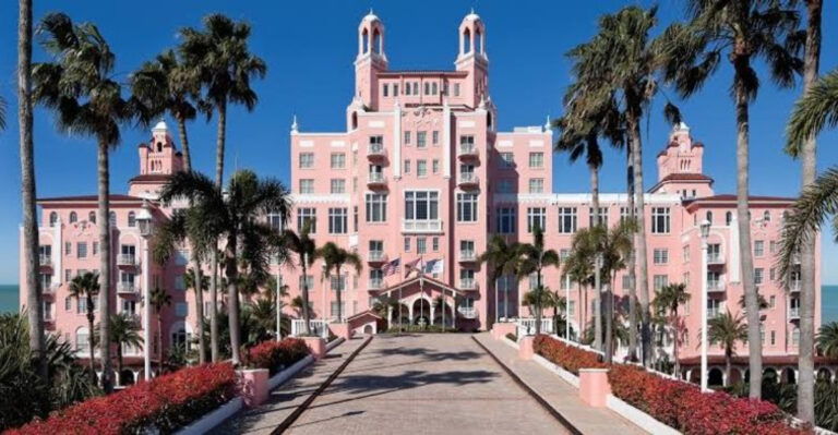 10 Florida Hotels That Are So Pretty They Belong on a Postcard