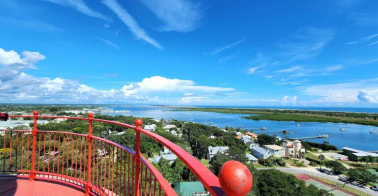10 Florida Lighthouses Where the Climb Ends With a Stunning View