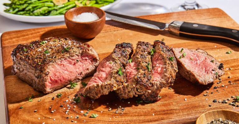 10 Florida Steakhouses That Locals Swear Live Up to the Price