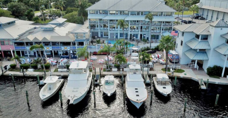 13 Stuart, Florida Outdoor Restaurants You’ll Absolutely Love