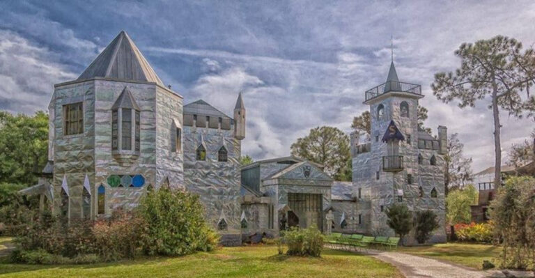 The Moment You Notice These 15 Florida Buildings, Everything Else Fades