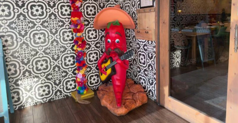 This All-You-Can-Eat Mexican Restaurant in Florida Feels Like a Food Lover’s Dream