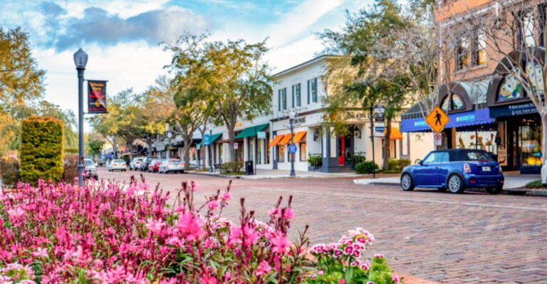 This Florida Town Is So Enchanting, You’ll Swear You Stepped Inside A Postcard